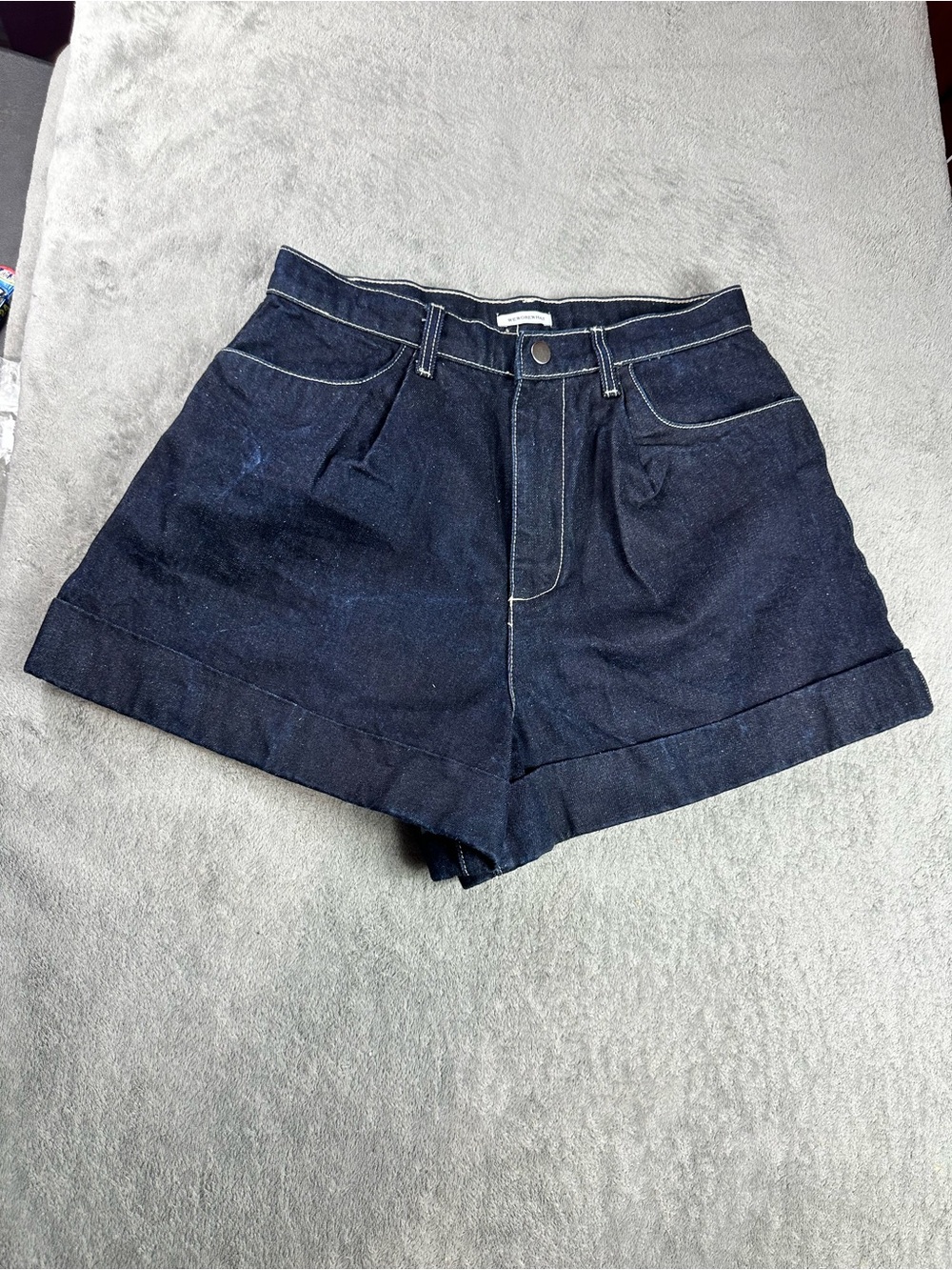 WEWOREWHAT Women’s Dark Wash Denim Shorts Size 29 High Rise Cuffed 100% Cotton